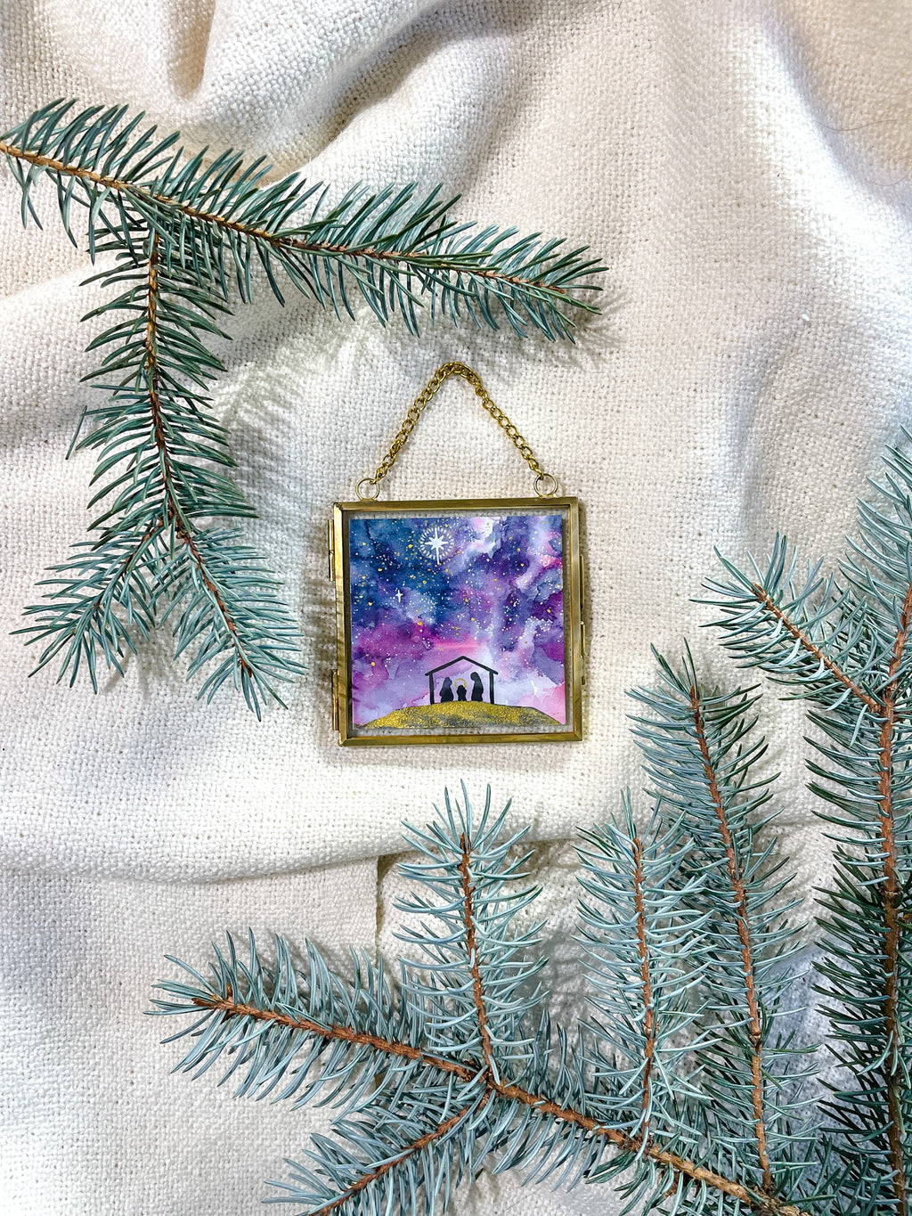 Oh Come Let Us Adore Him (Framed Ornament)