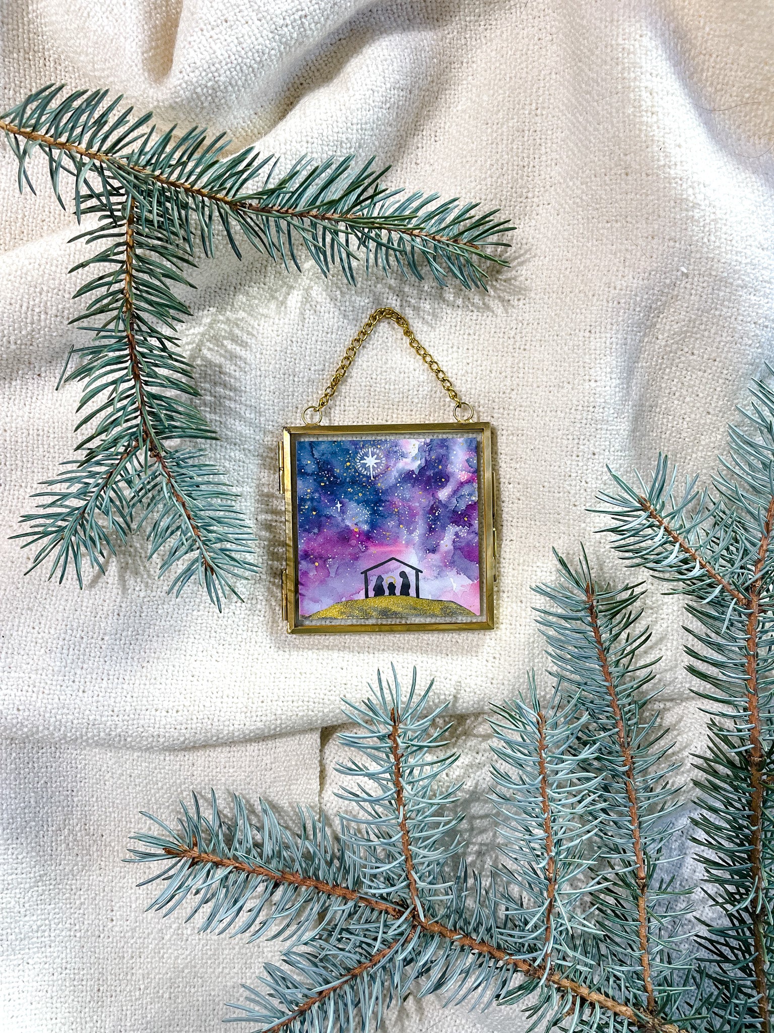 Oh Come Let Us Adore Him (Framed Ornament)